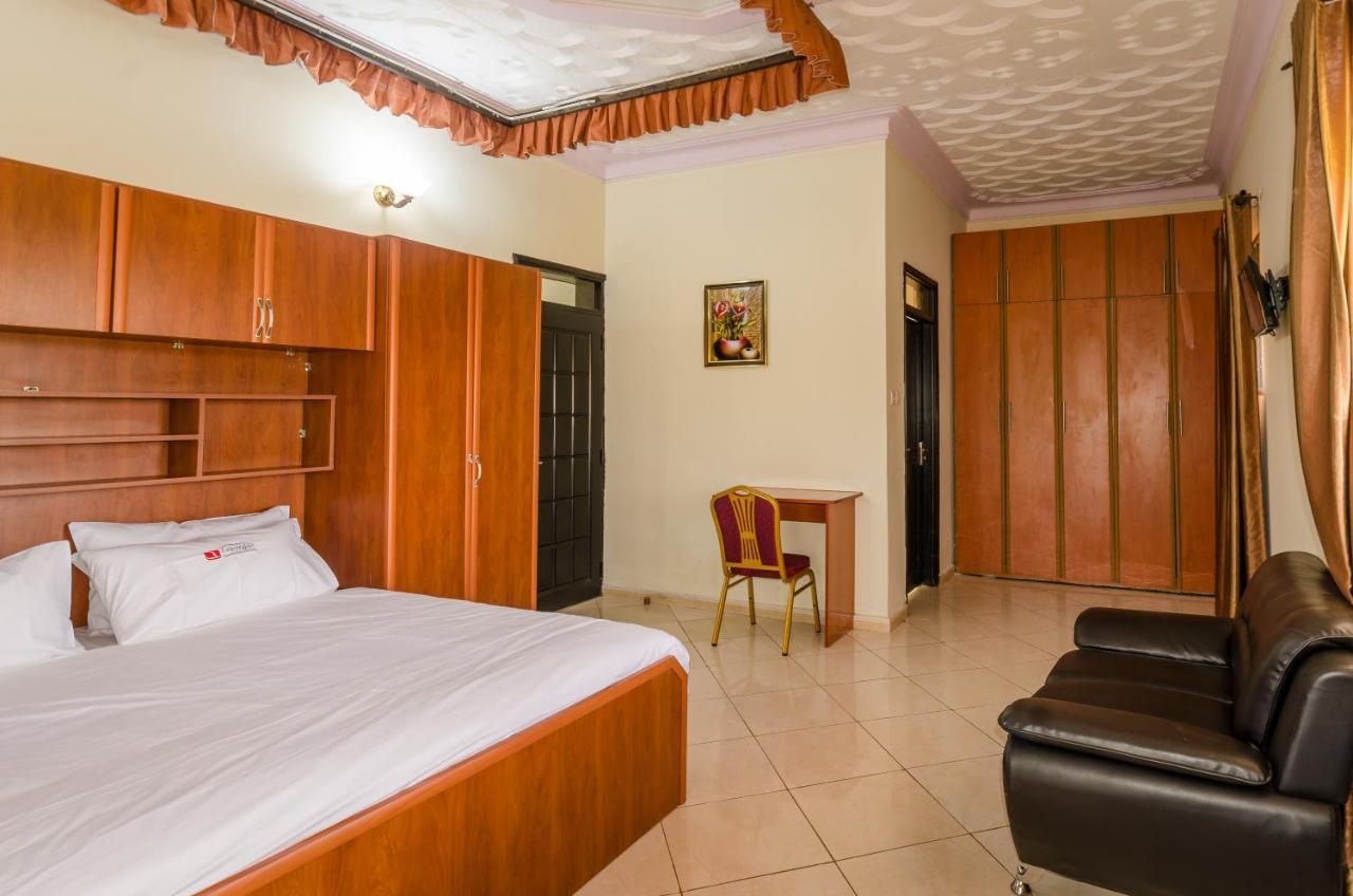 Las Vegas Garden Hotel Καμπάλα Εξωτερικό φωτογραφία
